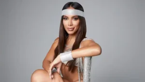 Foto promocional da turnê Ensaios da Anitta